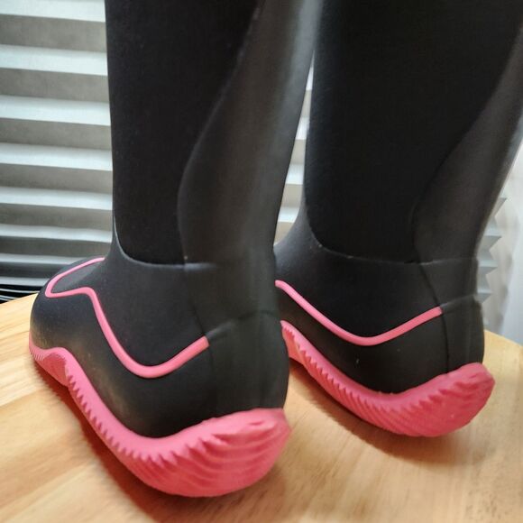 Muck Boot Tall Sporty Boots – Women’s 7 – Multi-Season – Black & Pink - Picture 6 of 14